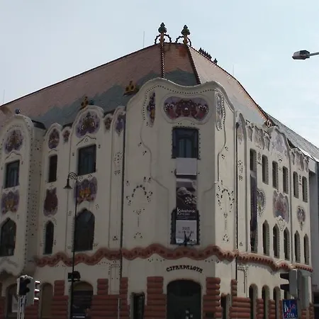 Hotel Apollo Szallas