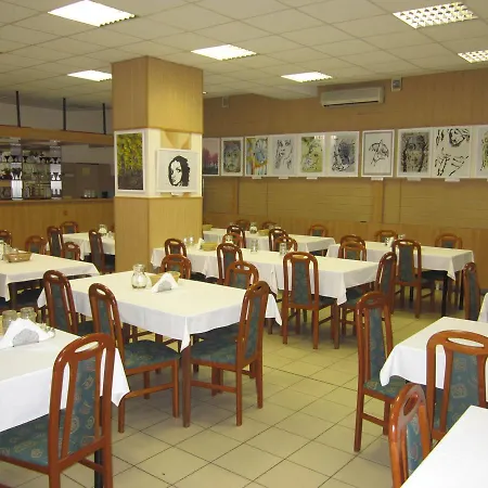 Apollo Szallas Hotel Kecskemét